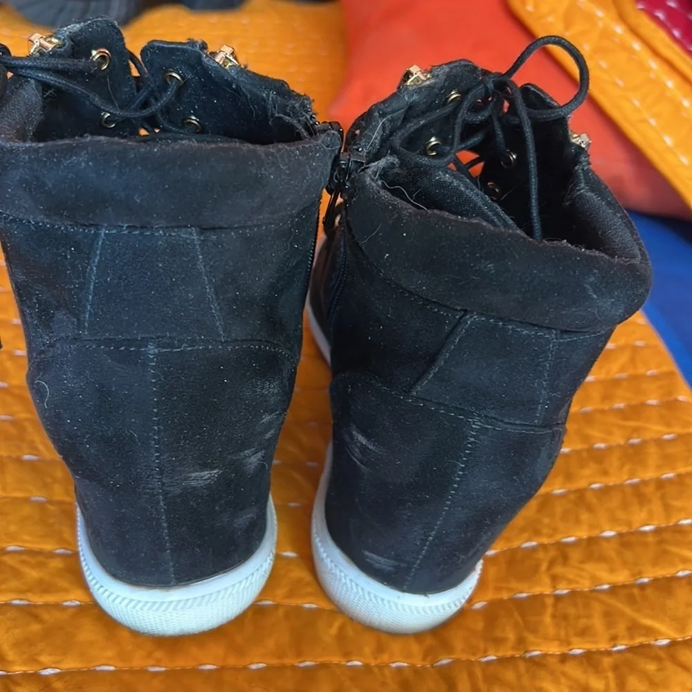 Black faux suede ankle ‘sneakers’ with gold double zipper/straps/tie sz9